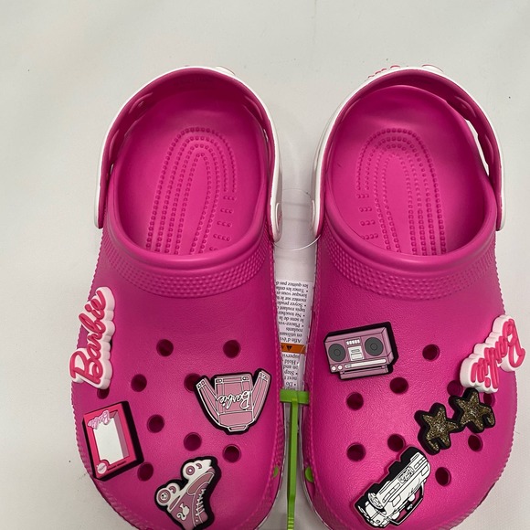 NWT Crocs Women's Limited Edition Barbie Classic Clog - Electric Pink sz 8 - Picture 3 of 8
